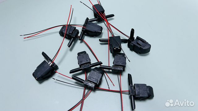 Форсунка омывателя лобового стекла Mercedes w211