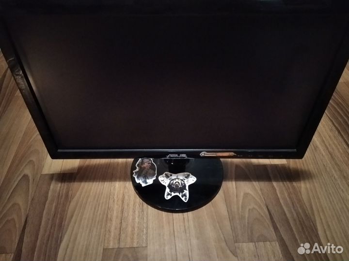 Монитор Asus