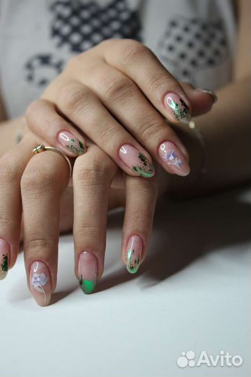 Маникюр/Педикюр в Ленинском районе