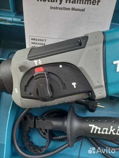 Перфоратор makita 2470 + набор буров. Новый