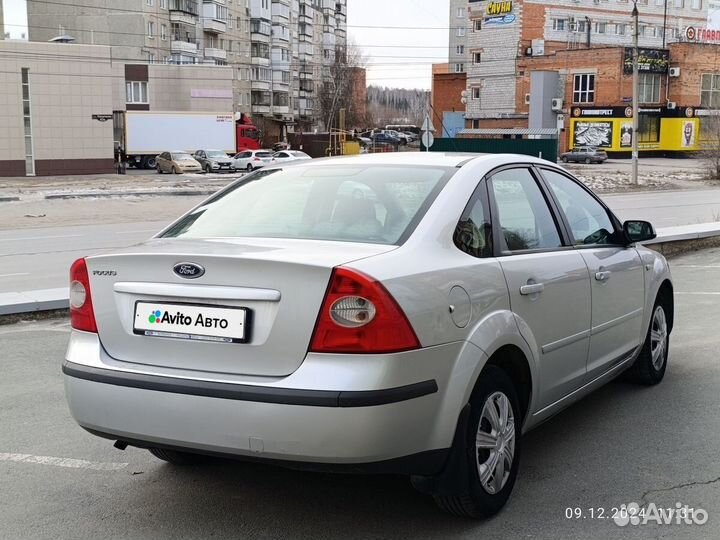 Ford Focus 1.8 МТ, 2006, 199 874 км