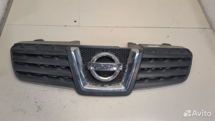 Решетка радиатора Nissan Qashqai
