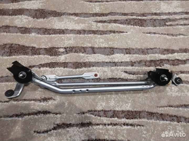 Новая трапеция стеклоочистителя Mitsubishi L200