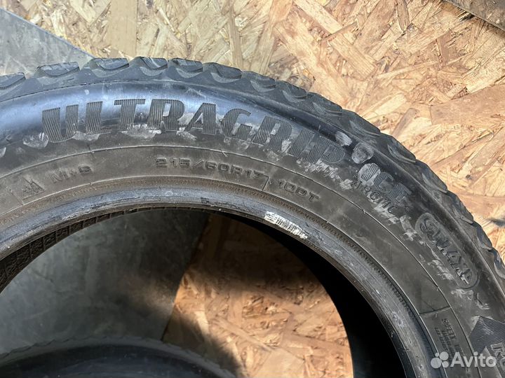 Goodyear Ultragrip Ice Arctic 215/60 R17