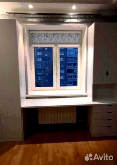 Рабочая зона у окна