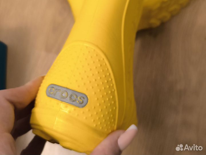 Резиновые сапоги crocs