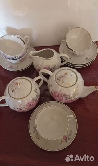 Сервиз чайный Розы Дулево