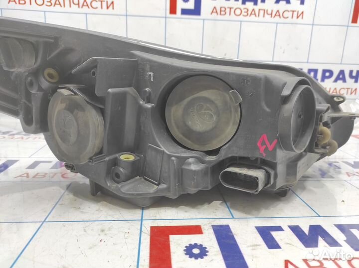 Фара левая Ford Focus 3 1873929
