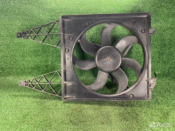 Вентилятор охлаждения Skoda Fabia 1