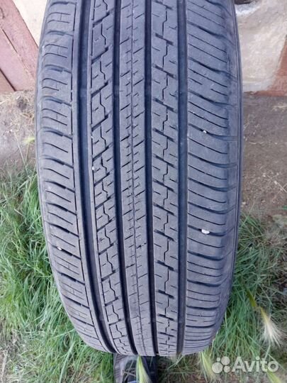 Dunlop SP 10 225/65 R17 102