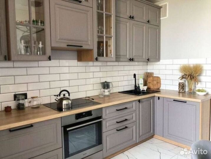 Кухня новая