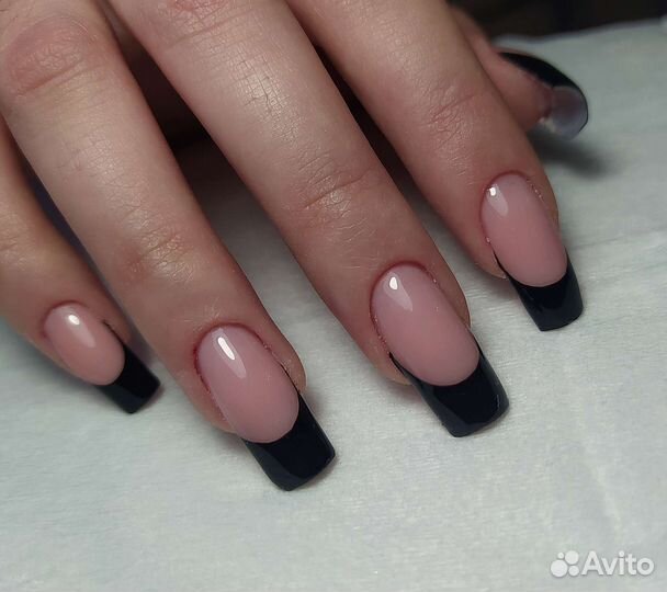 Маникюр, педикюр, наращивание ногтей