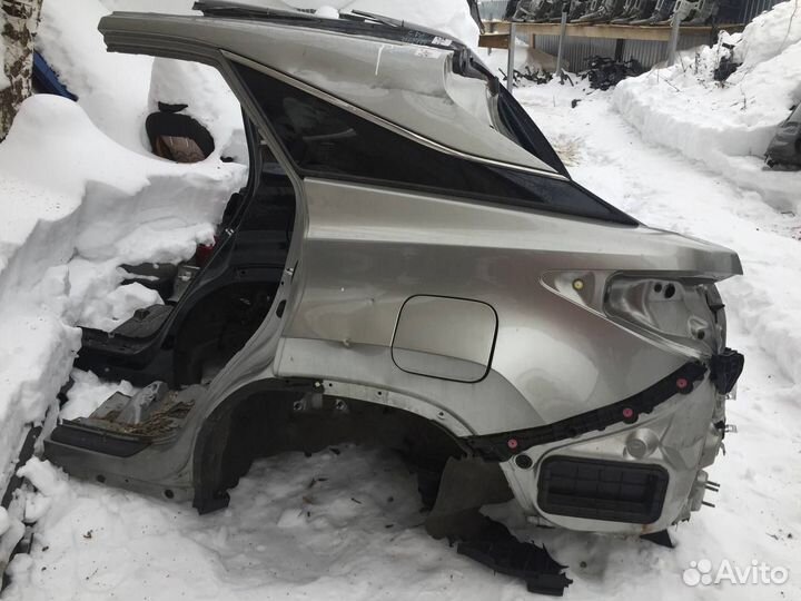 Задняя левая четверть Лексус Рх 350