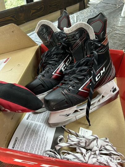 Коньки хоккейные CCM Jetspeed FT480, 7ее, 41р
