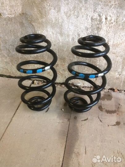 Запчасти на volkswagen passat b5