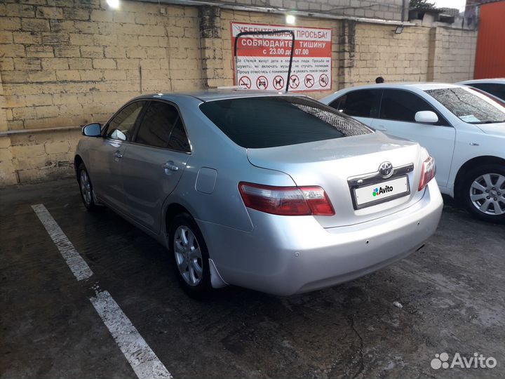 Toyota Camry 2.4 AT, 2010, битый, 350 000 км