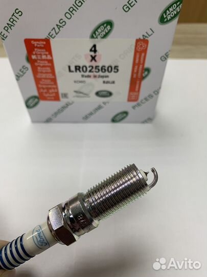 Свечи зажигания Land Rover LR025605 original