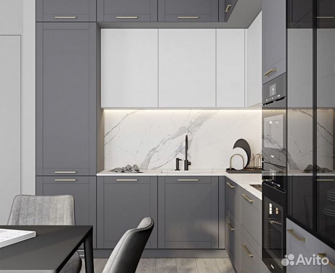 Кухня на заказ с рамочным фасадом и витринами