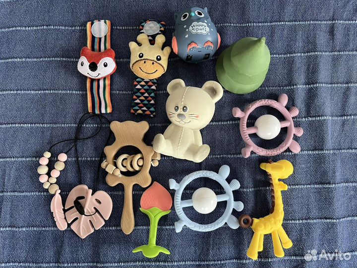 Игрушки для малыша пакетом