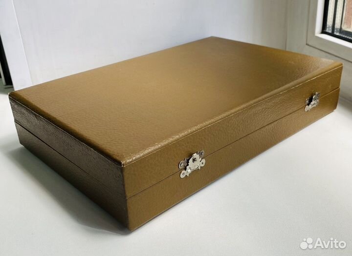 Столовый набор в футляре мельхиор серебрение