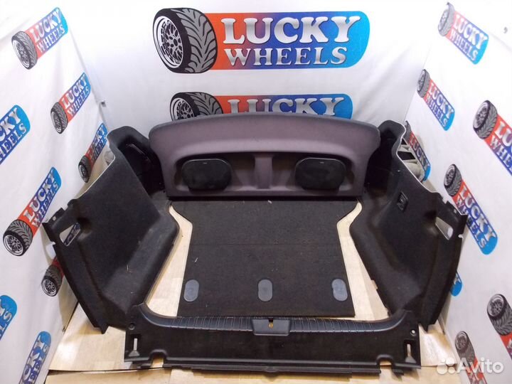 BMW 3 E46 Compact, Обшивка багажника