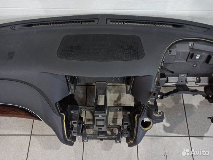 Торпедо Nissan Fuga Y51 VQ25HR 2010