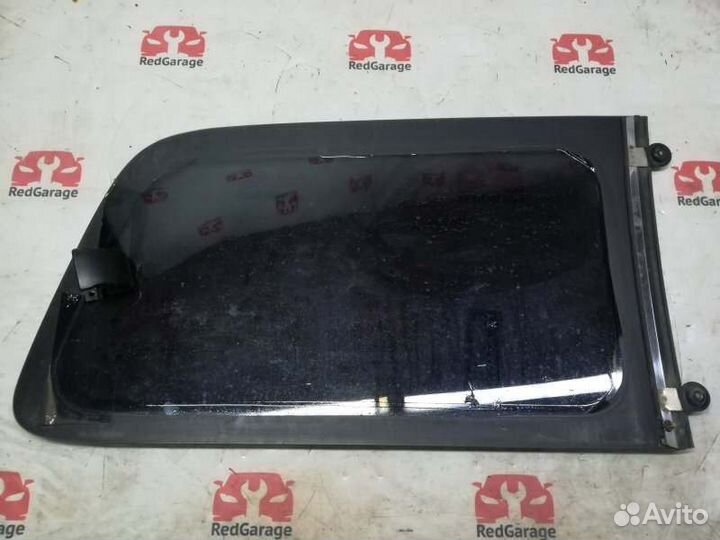 Стекло боковое заднее левое Hyundai Starex A1 D4BH