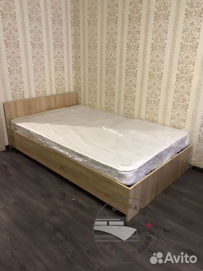 Кровать полутороспальная