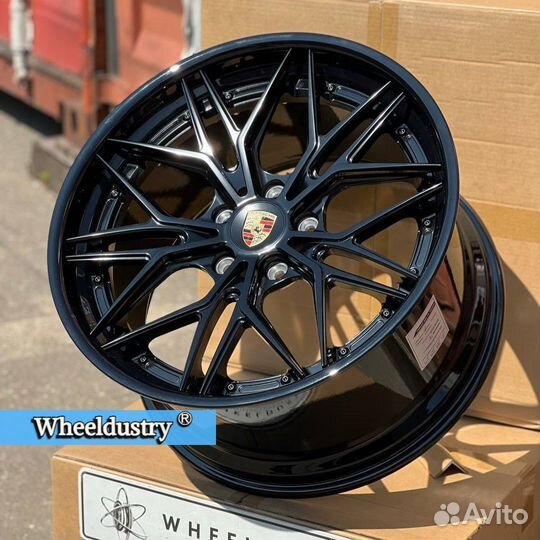 Двусоставные кованые диски R20/R21 Porsche Carrera