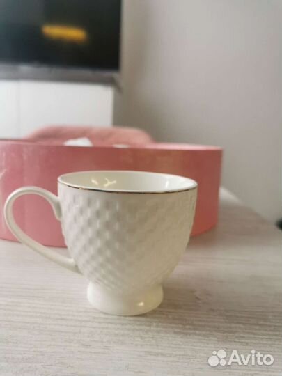 Новый форфоровый чайный сервиз