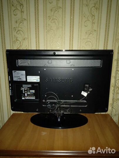 Телевизор Samsung 32