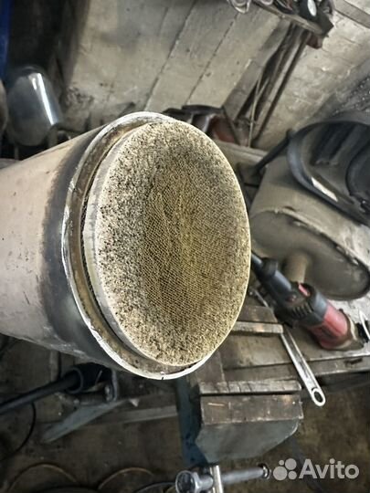 Бесплатное Удаление автомобильных катализаторов