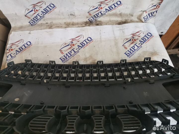 Решетка радиатора Audi Q7 4L (2005—2009)