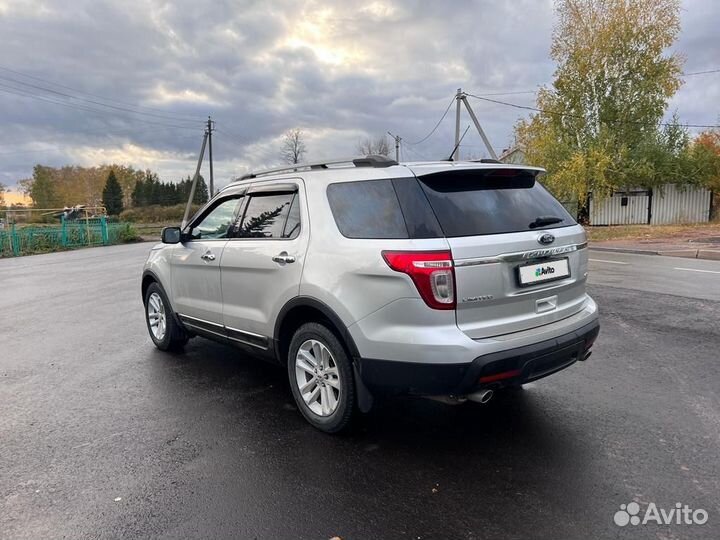 Ford Explorer 3.5 AT, 2012, 270 300 км