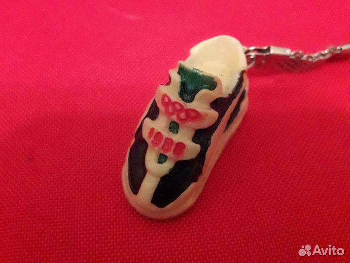 Брелок олимпиада-80.кроссовок.редкость