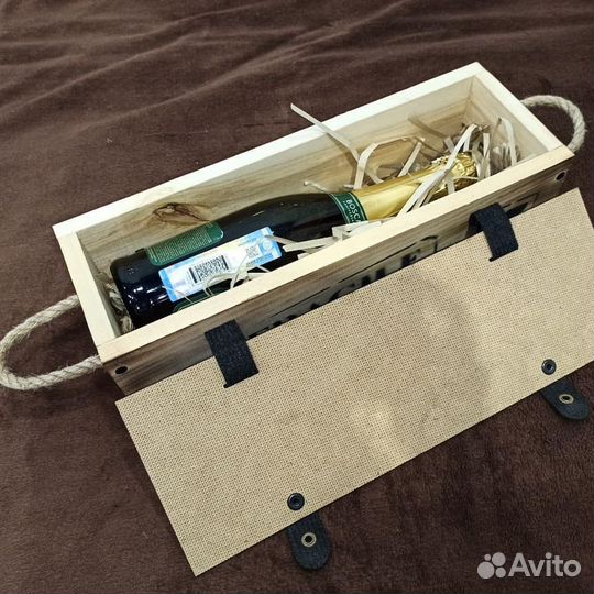 Коробка подарочная деревянная