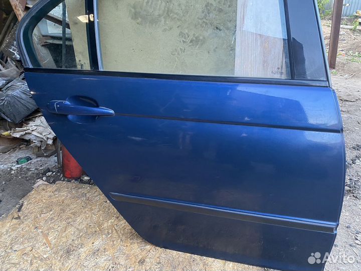 Дверь задняя Правая BMW E46