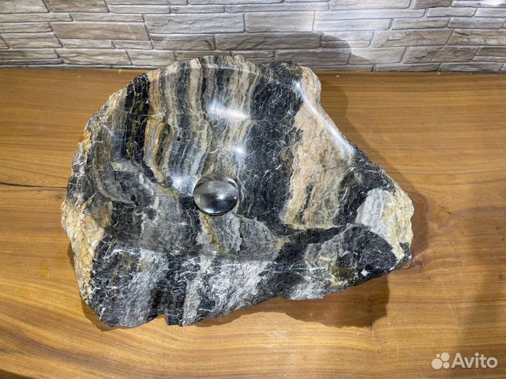 Раковина из натурального мрамора