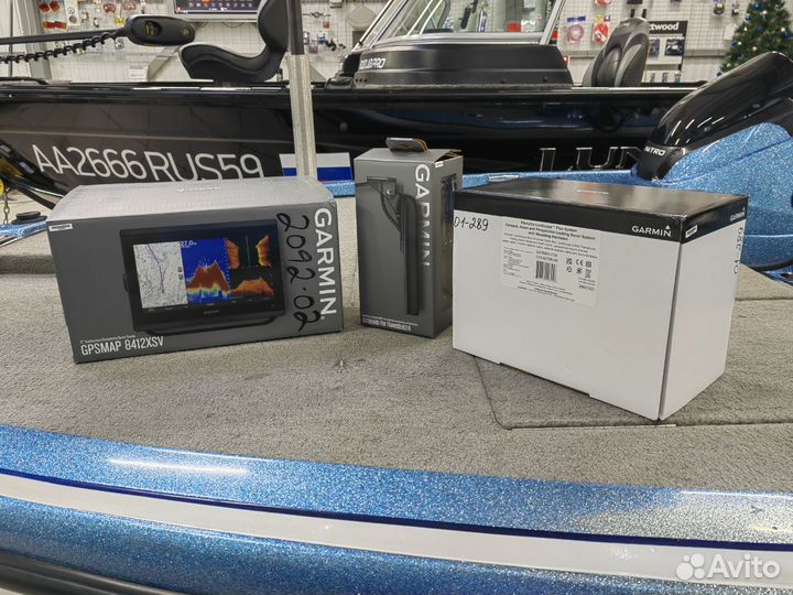 Эхолот Garmin + Panoptix LiveScope Plus с датчикам
