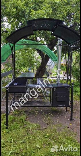 Мангал с крышей