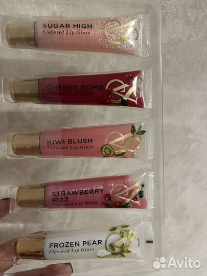 Блеск для губ victoria's secret