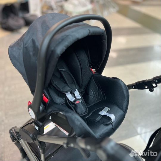 Коляска 3 в 1 с автолюлькой
