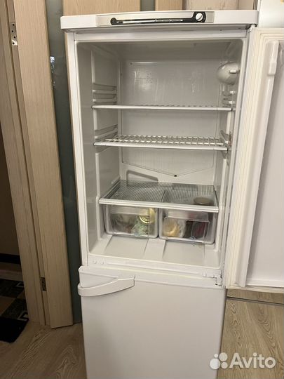 Холодильник бу indesit