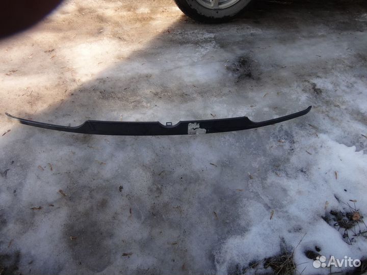 Фольцваген гольф решетка радиатора Golf 1991-99