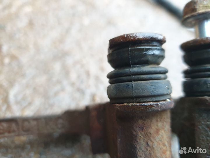 Скоба заднего суппорта Chevrolet Lacetti Лачетти