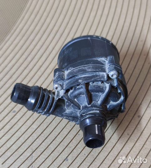 Насос антифриза дополнительный на BMW G серии