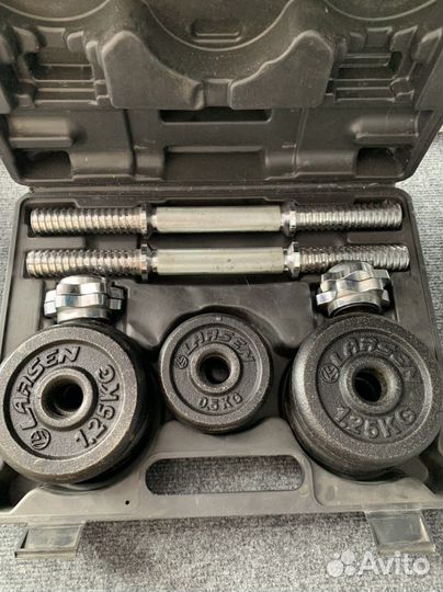 Набор гантелей