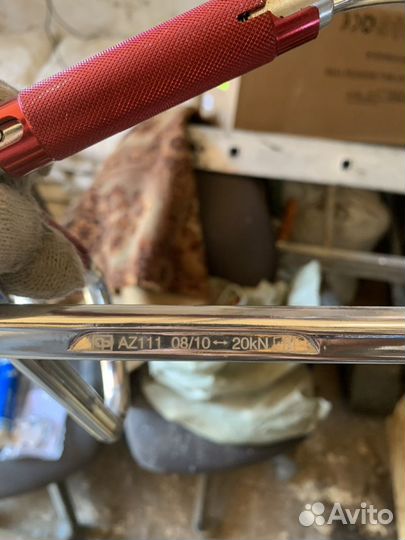 Карабин безопасности AZ 111 серии вершина