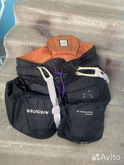 Хоккейная вратарская экипировка