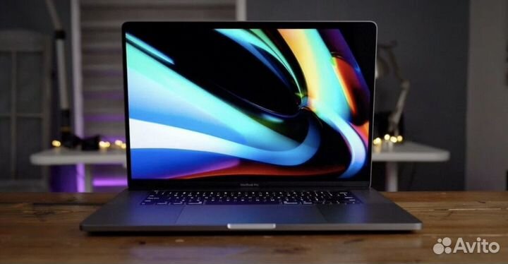 Macbook pro 15 2019 i7 NEW